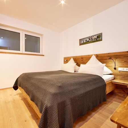 Hirsch Apartment การ์มิช-พาร์เทนเคียร์เชน ภายนอก รูปภาพ