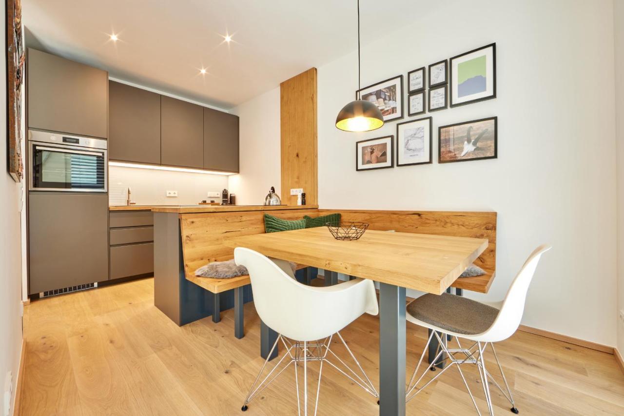 Hirsch Apartment การ์มิช-พาร์เทนเคียร์เชน ภายนอก รูปภาพ